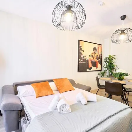 - Parking Gratis Lejlighed