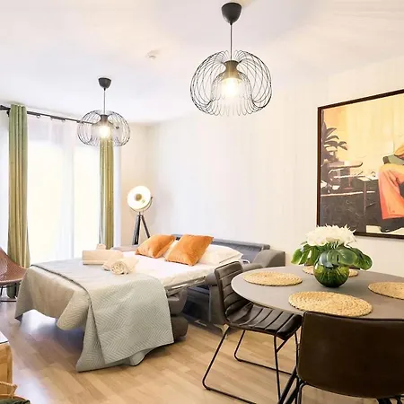 Lejlighed - Parking Gratis