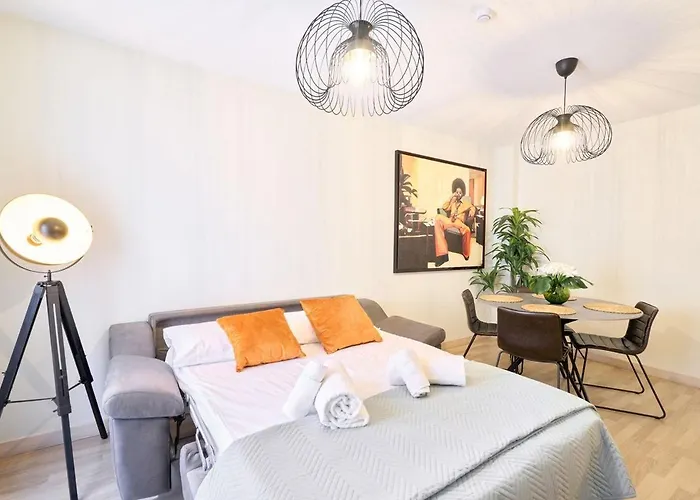 - Parking Gratis Apartment